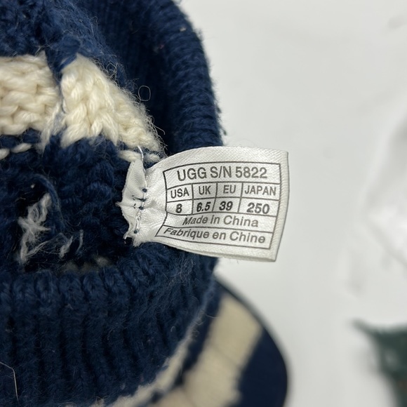 UGG AUSTRALIA BOOT WOMEN SIZE 8 WINTER CARDY NAVY CREAM BOOT - Picture 9 of 10